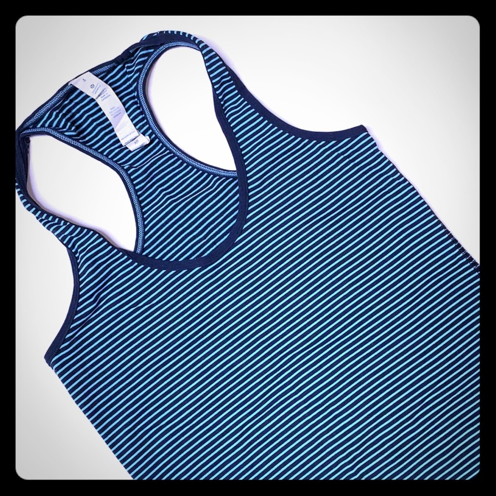 Lululemon workout tank - Size 4